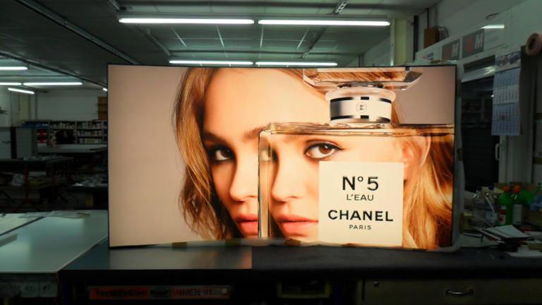 Curved FabriLite LED Light Box for Chanel