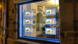 Digital Rod Displays in Estate Agent Window