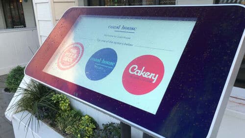 Outdoor Digital Touch Screen Coast House Bar and Grill