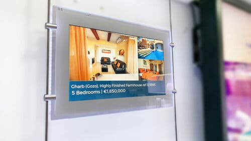 Estate Agent Window Digital Screen 1 x 1