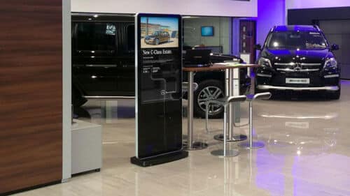 65 Inch 4K HD Freestanding Digital Screen Car Showroom